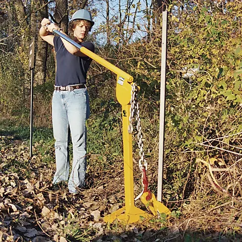 Rhino MP-3 manual post puller with chain assembly and post grabber