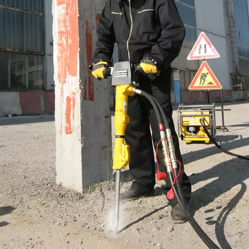 LH 190 E Hydraulic Paving Breaker