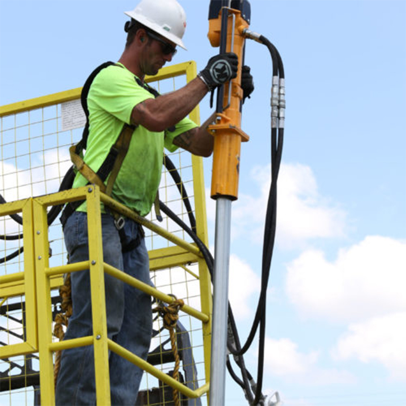 HPD 60 Hydraulic Post Driver