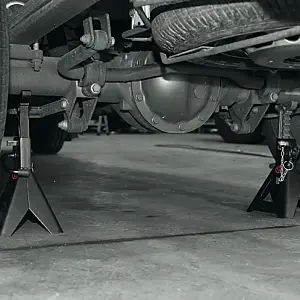 cpi-appli_jackstand CP82020 - 4400 lb - application